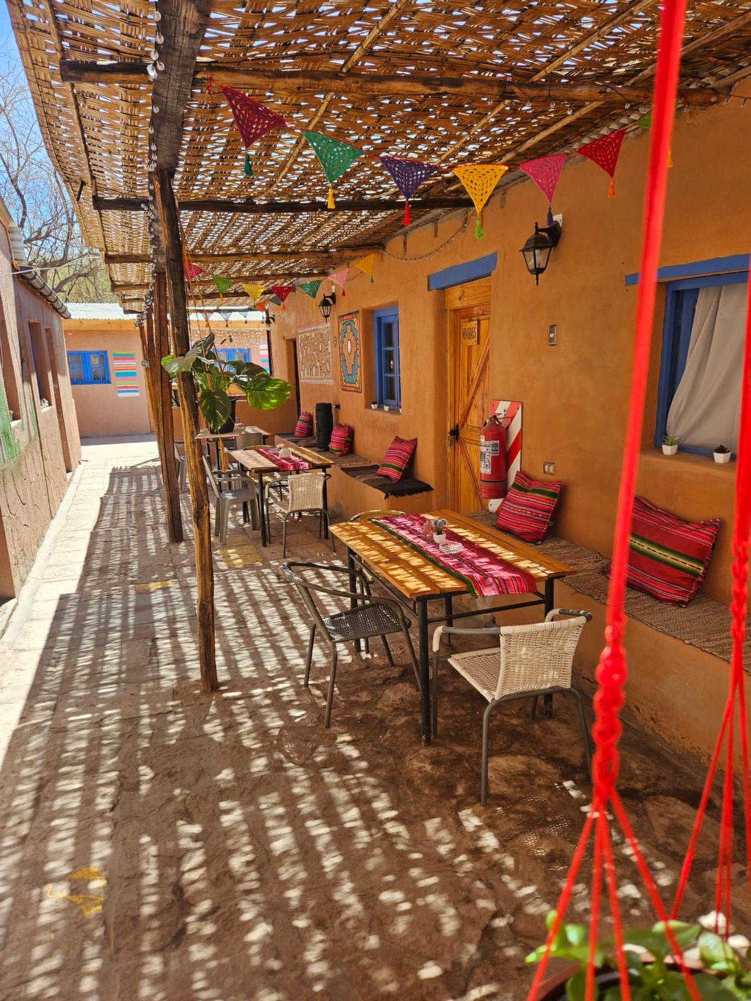 Hostal Likancabur Сан-Педро-де-Атакама Экстерьер фото